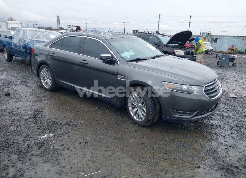 2016 Ford Taurus LIMITED (VIN 1FAHP2F82GG111003) main photo