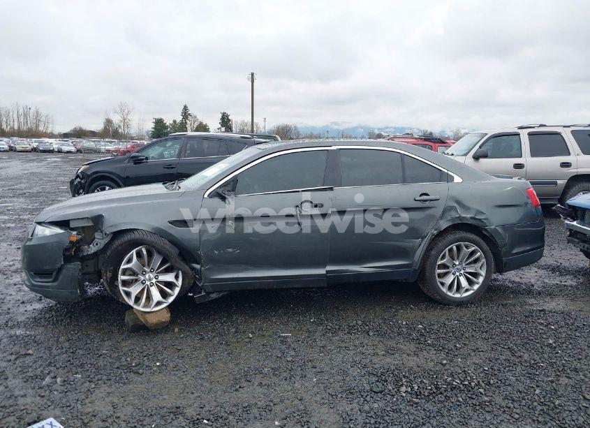 Photo 6 of 2016 Ford Taurus LIMITED (VIN 1FAHP2F82GG111003)