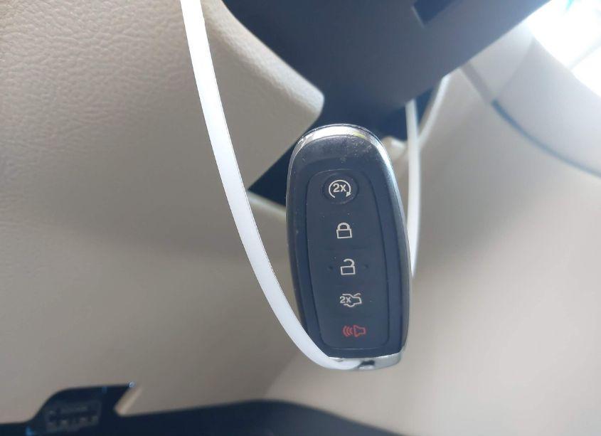 Photo 11 of 2017 Ford Taurus LIMITED (VIN 1FAHP2F82HG113724)