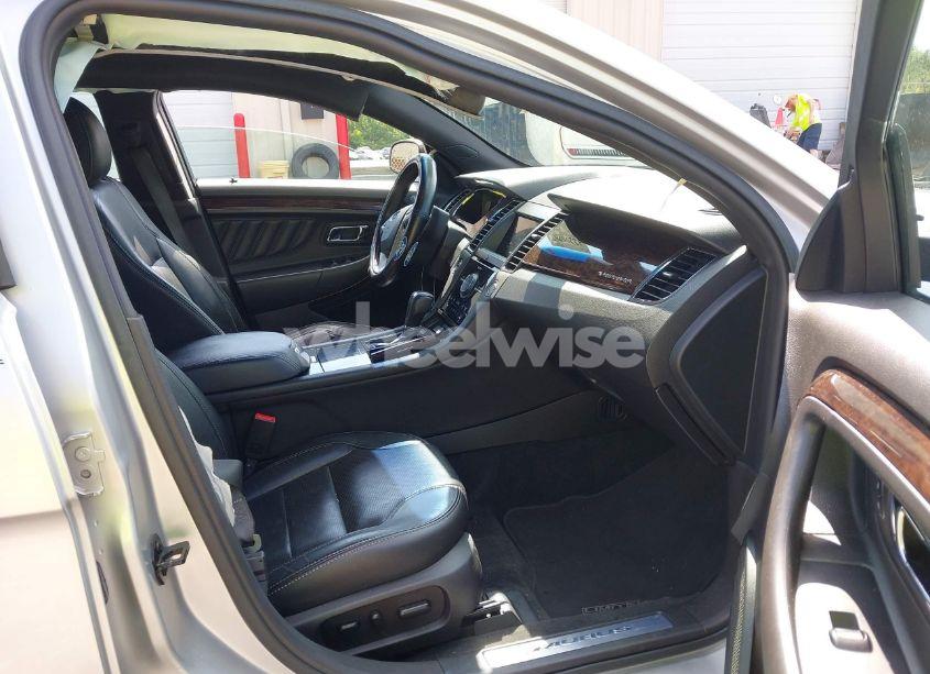 Photo 5 of 2017 Ford Taurus LIMITED (VIN 1FAHP2F82HG126232)