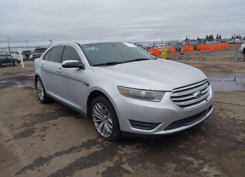 2015 Ford Taurus LIMITED (VIN 1FAHP2F83FG102762) main photo