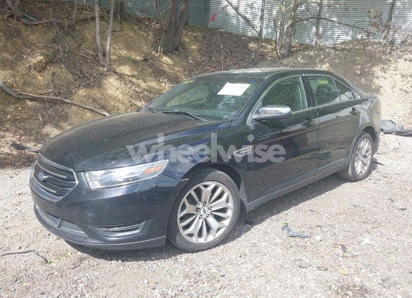 Photo 2 of 2016 Ford Taurus LIMITED (VIN 1FAHP2F83GG132118)