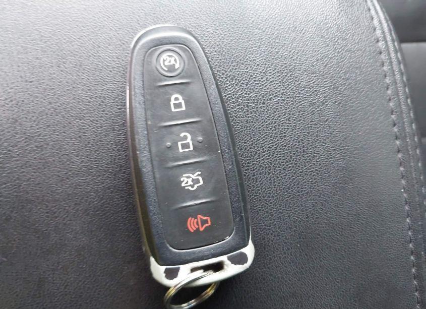 Photo 11 of 2013 Ford Taurus LIMITED (VIN 1FAHP2F84DG215780)