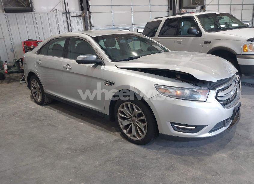 2014 Ford Taurus LIMITED (VIN 1FAHP2F84EG149586) main photo