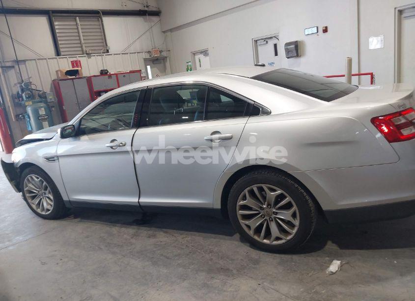 Photo 14 of 2014 Ford Taurus LIMITED (VIN 1FAHP2F84EG149586)