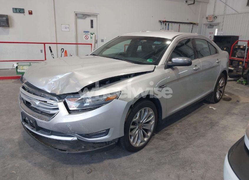 Photo 2 of 2014 Ford Taurus LIMITED (VIN 1FAHP2F84EG149586)