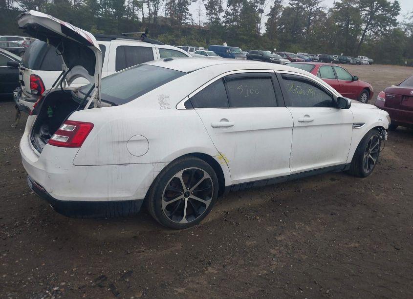 Photo 4 of 2015 Ford Taurus LIMITED (VIN 1FAHP2F84FG101863)