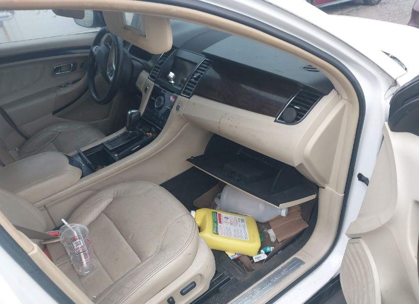 Photo 5 of 2015 Ford Taurus LIMITED (VIN 1FAHP2F84FG101863)