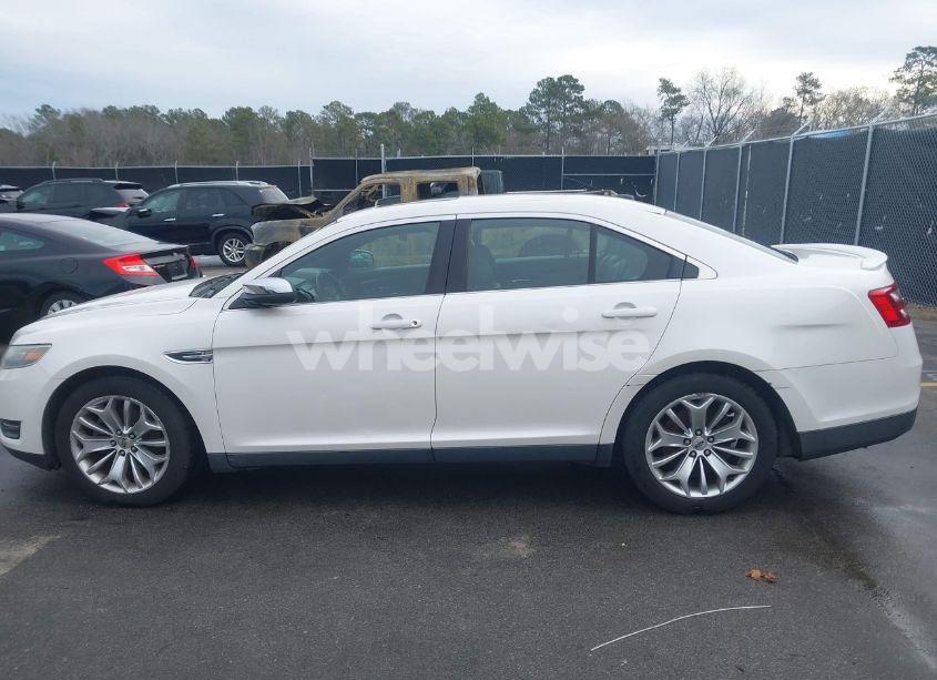 Photo 14 of 2015 Ford Taurus LIMITED (VIN 1FAHP2F84FG206175)