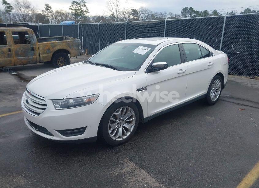 Photo 2 of 2015 Ford Taurus LIMITED (VIN 1FAHP2F84FG206175)