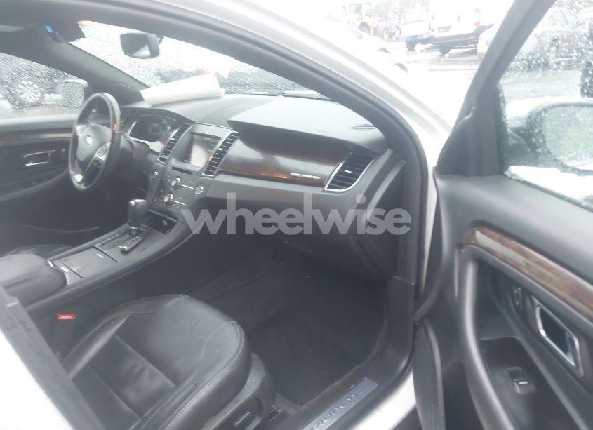 Photo 5 of 2015 Ford Taurus LIMITED (VIN 1FAHP2F84FG206175)