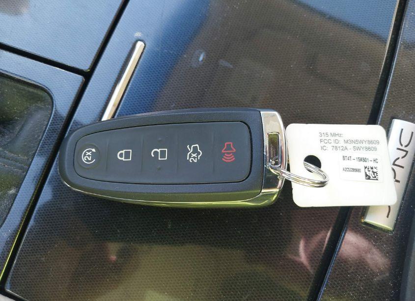 Photo 11 of 2016 Ford Taurus LIMITED (VIN 1FAHP2F84GG132872)