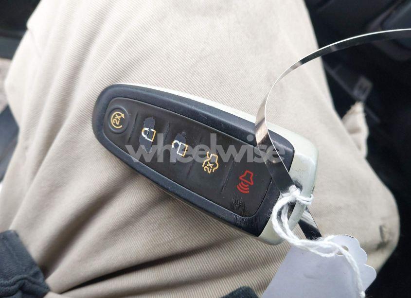 Photo 11 of 2014 Ford Taurus LIMITED (VIN 1FAHP2F85EG111588)