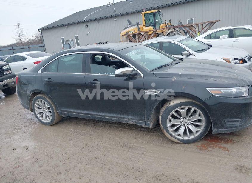 Photo 13 of 2015 Ford Taurus LIMITED (VIN 1FAHP2F85FG104626)