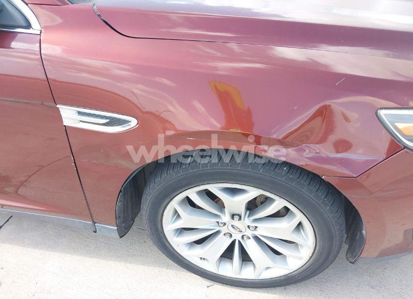 Photo 6 of 2015 Ford Taurus LIMITED (VIN 1FAHP2F85FG165586)