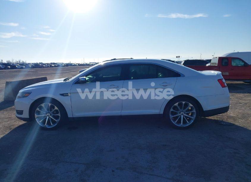 Photo 14 of 2015 Ford Taurus LIMITED (VIN 1FAHP2F85FG169704)