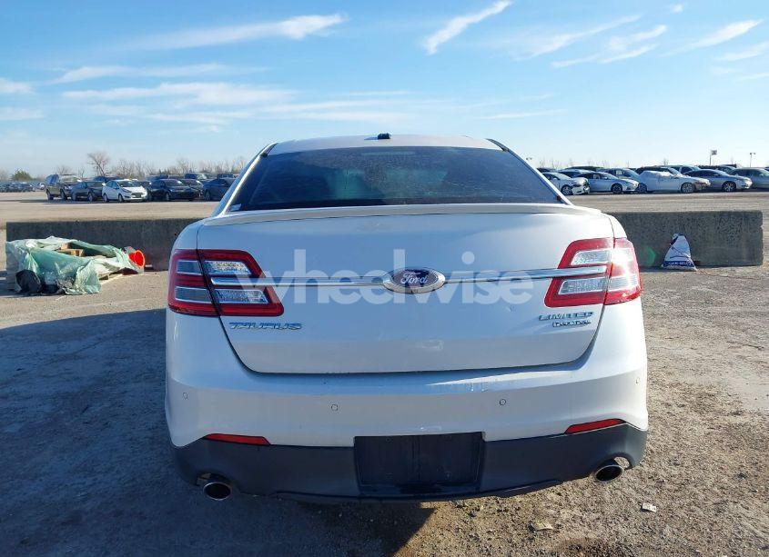 Photo 16 of 2015 Ford Taurus LIMITED (VIN 1FAHP2F85FG169704)