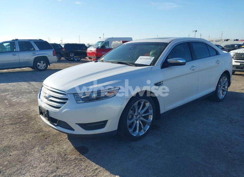 Photo 2 of 2015 Ford Taurus LIMITED (VIN 1FAHP2F85FG169704)