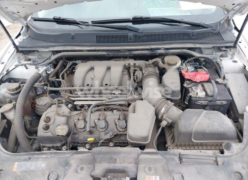 Photo 10 of 2015 Ford Taurus LIMITED (VIN 1FAHP2F85FG203222)