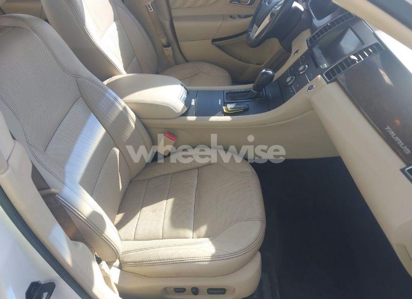 Photo 5 of 2016 Ford Taurus LIMITED (VIN 1FAHP2F85GG104112)