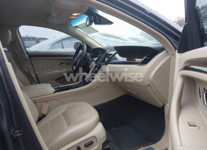 Photo 5 of 2017 Ford Taurus LIMITED (VIN 1FAHP2F85HG135832)