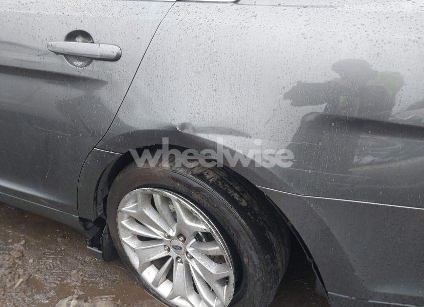 Photo 6 of 2017 Ford Taurus LIMITED (VIN 1FAHP2F85HG135832)