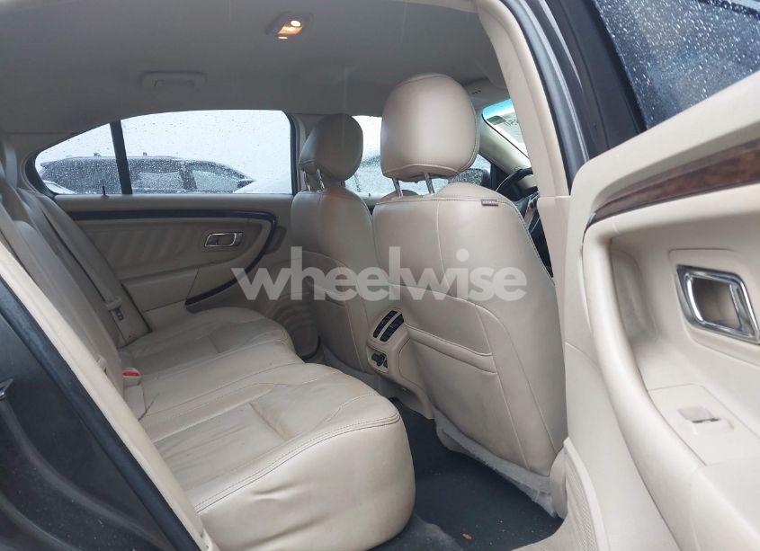 Photo 8 of 2017 Ford Taurus LIMITED (VIN 1FAHP2F85HG135832)