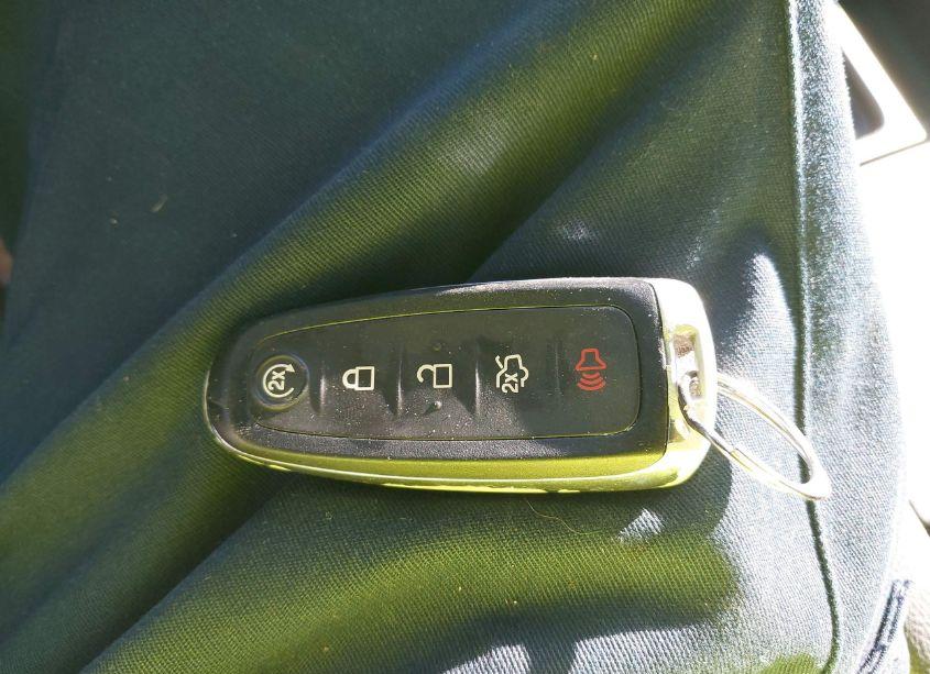 Photo 11 of 2015 Ford Taurus LIMITED (VIN 1FAHP2F87FG104739)