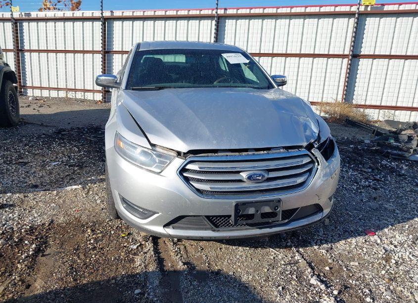 Photo 12 of 2015 Ford Taurus LIMITED (VIN 1FAHP2F87FG104739)