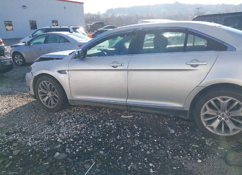 Photo 14 of 2015 Ford Taurus LIMITED (VIN 1FAHP2F87FG104739)