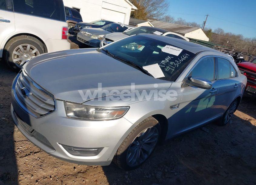 Photo 2 of 2015 Ford Taurus LIMITED (VIN 1FAHP2F87FG114798)