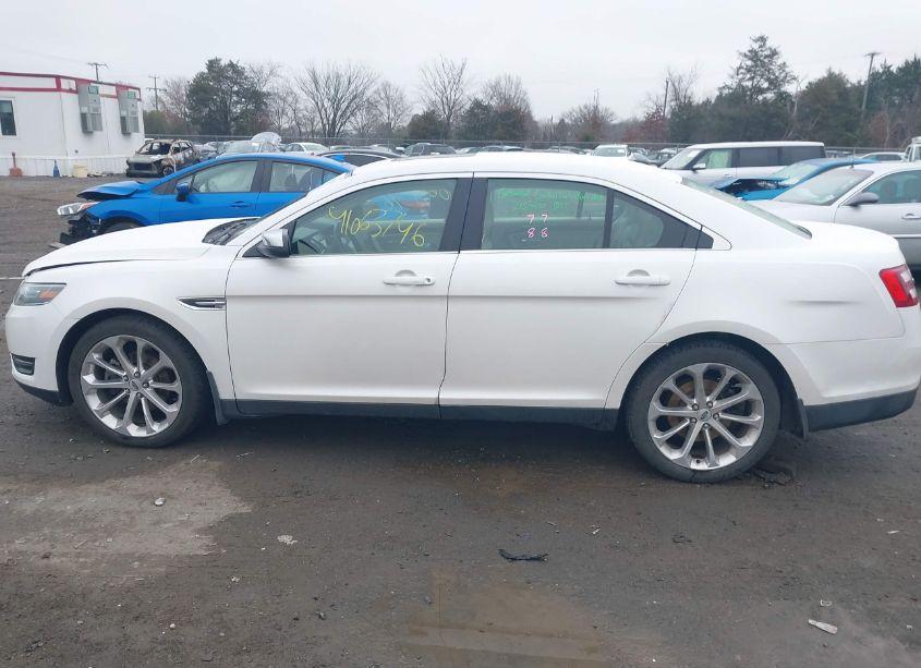 Photo 14 of 2015 Ford Taurus LIMITED (VIN 1FAHP2F87FG127177)