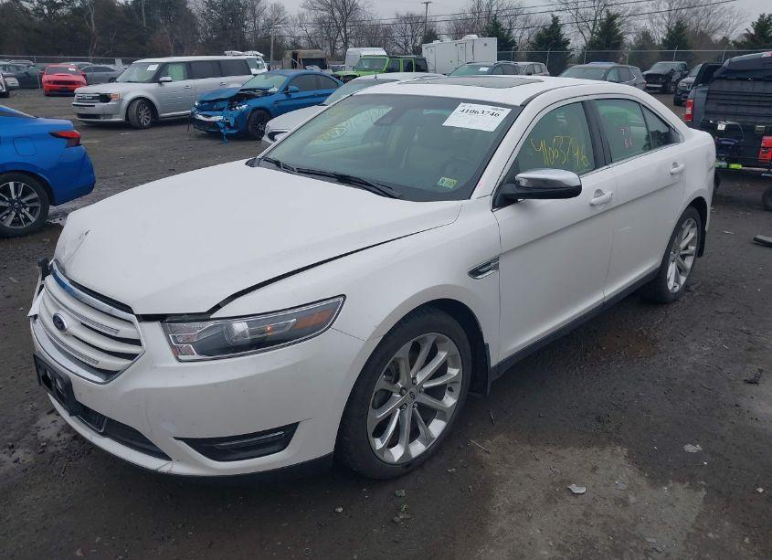 Photo 2 of 2015 Ford Taurus LIMITED (VIN 1FAHP2F87FG127177)