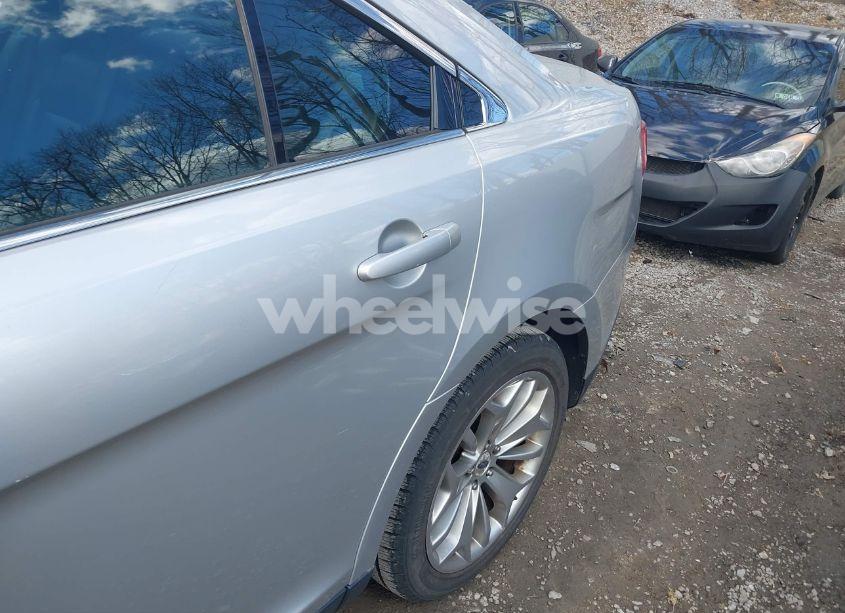 Photo 20 of 2015 Ford Taurus LIMITED (VIN 1FAHP2F87FG157456)