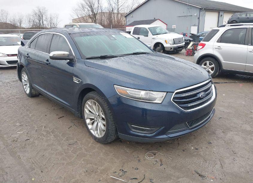 2017 Ford Taurus LIMITED (VIN 1FAHP2F87HG109054) main photo