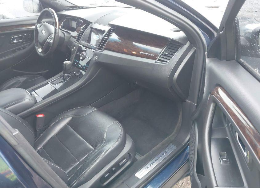 Photo 5 of 2017 Ford Taurus LIMITED (VIN 1FAHP2F87HG109054)