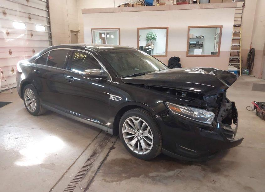 2017 Ford Taurus LIMITED (VIN 1FAHP2F88HG108429) main photo