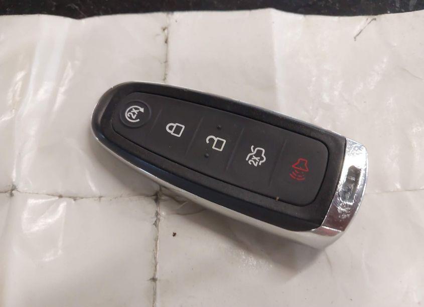 Photo 11 of 2017 Ford Taurus LIMITED (VIN 1FAHP2F88HG108429)