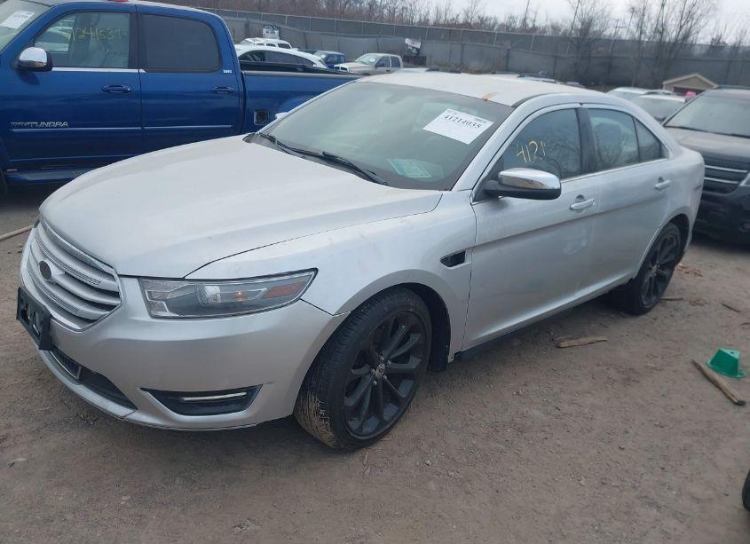 Photo 2 of 2013 Ford Taurus LIMITED (VIN 1FAHP2F89DG112239)
