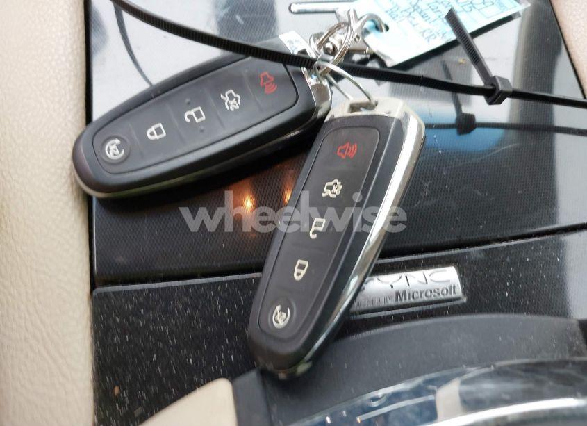 Photo 11 of 2015 Ford Taurus LIMITED (VIN 1FAHP2F89FG105696)