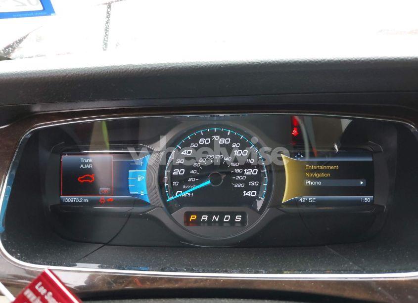 Photo 7 of 2015 Ford Taurus LIMITED (VIN 1FAHP2F89FG105696)