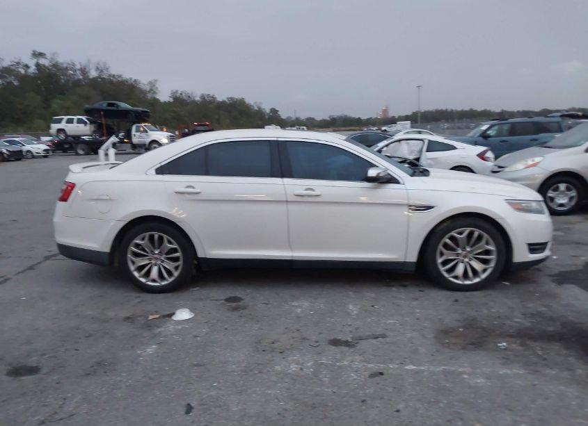 Photo 13 of 2015 Ford Taurus LIMITED (VIN 1FAHP2F89FG127083)