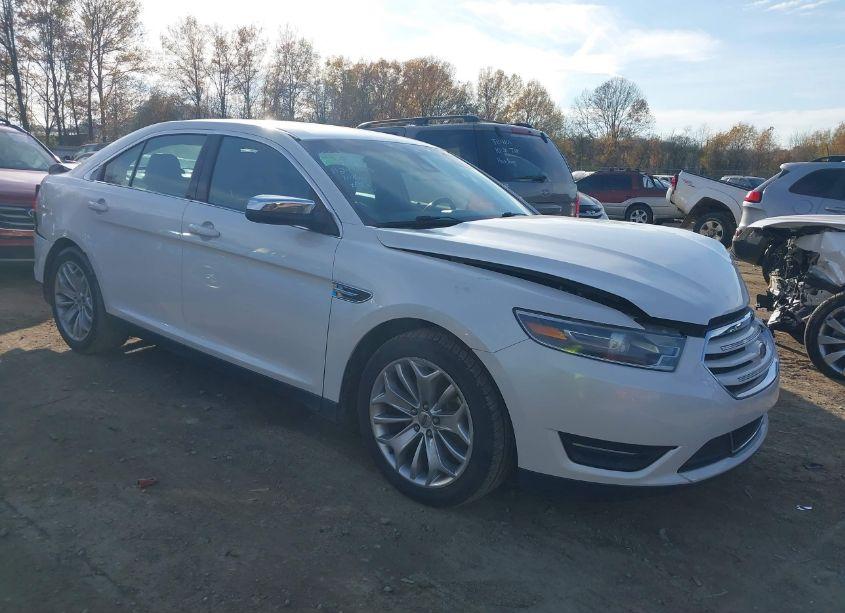 2015 Ford Taurus LIMITED (VIN 1FAHP2F89FG127522) main photo