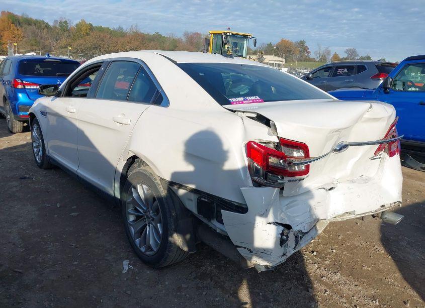 Photo 3 of 2015 Ford Taurus LIMITED (VIN 1FAHP2F89FG127522)