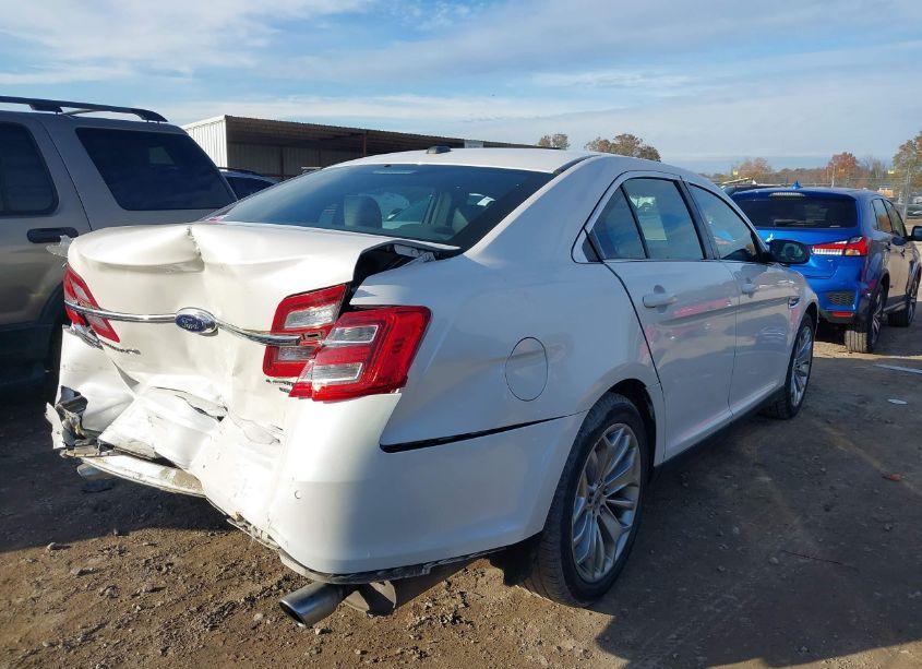 Photo 4 of 2015 Ford Taurus LIMITED (VIN 1FAHP2F89FG127522)