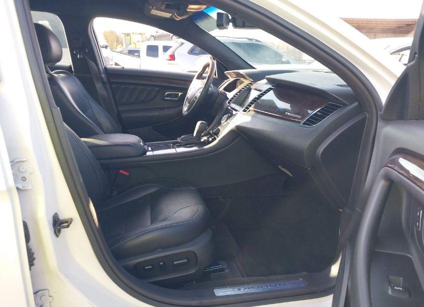 Photo 5 of 2015 Ford Taurus LIMITED (VIN 1FAHP2F89FG127522)