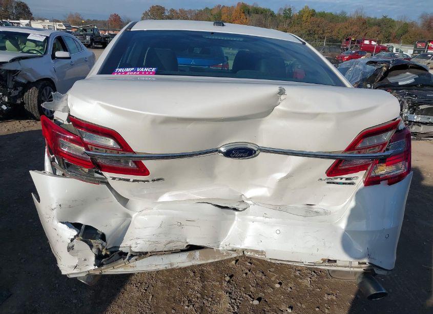 Photo 6 of 2015 Ford Taurus LIMITED (VIN 1FAHP2F89FG127522)