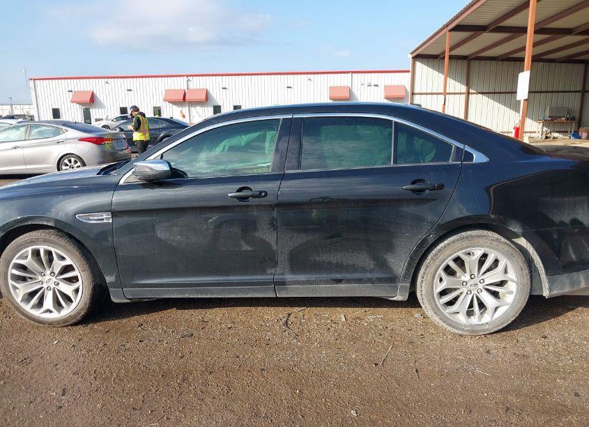 Photo 14 of 2015 Ford Taurus LIMITED (VIN 1FAHP2F89FG203112)