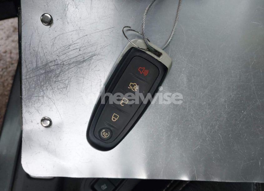 Photo 11 of 2016 Ford Taurus LIMITED (VIN 1FAHP2F89GG120233)