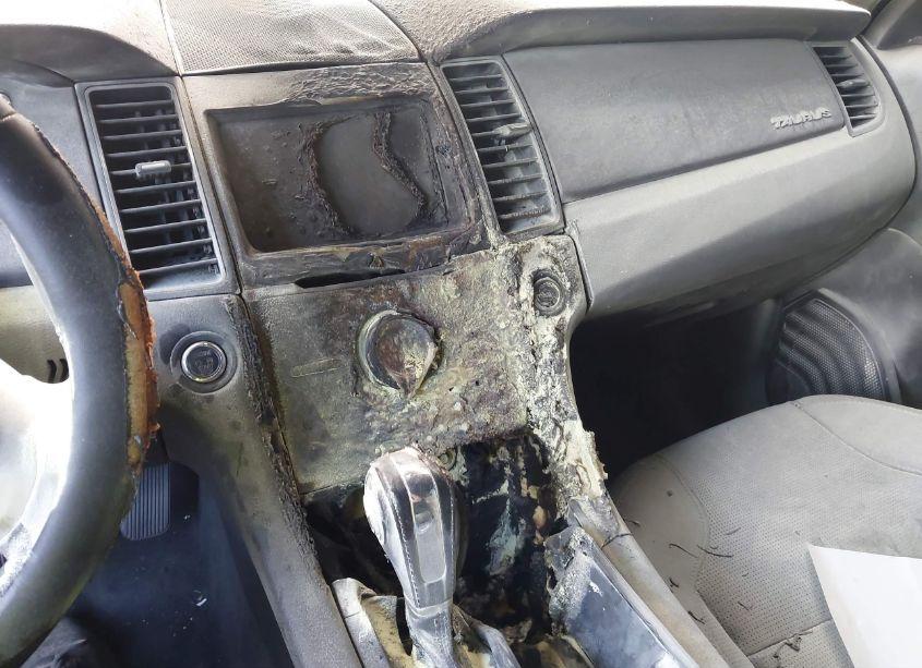 Photo 6 of 2017 Ford Taurus LIMITED (VIN 1FAHP2F89HG115048)